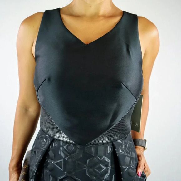 NWT Theia Black Printed A-Line Cocktail Dress $650 - Picture 2 of 8